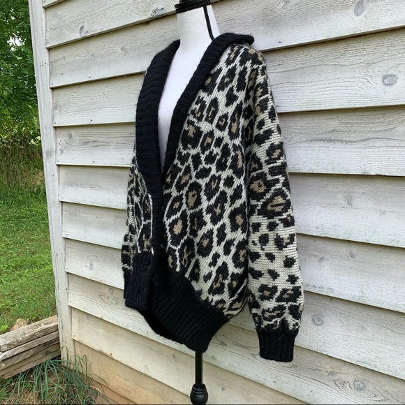 Vintage 80s Wool Mohair Blend Leopard Print Oversized Slouchy Cardigan Sweater - Picture 3 of 16